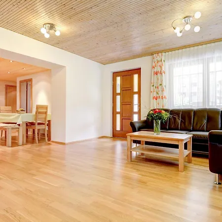 Bungalow Grassa 公寓